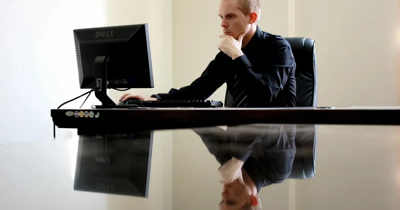 How can entrepreneurs build resilience?